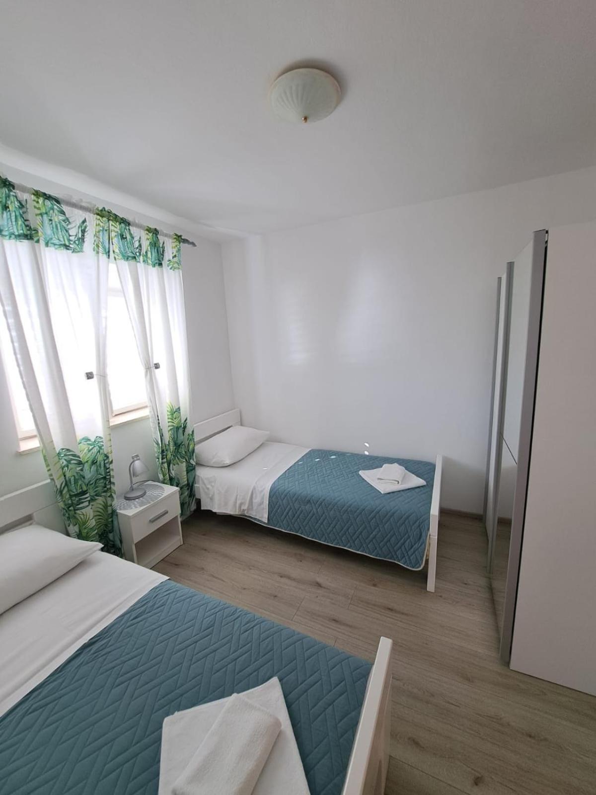 Apartman Leon Omiš Dış mekan fotoğraf