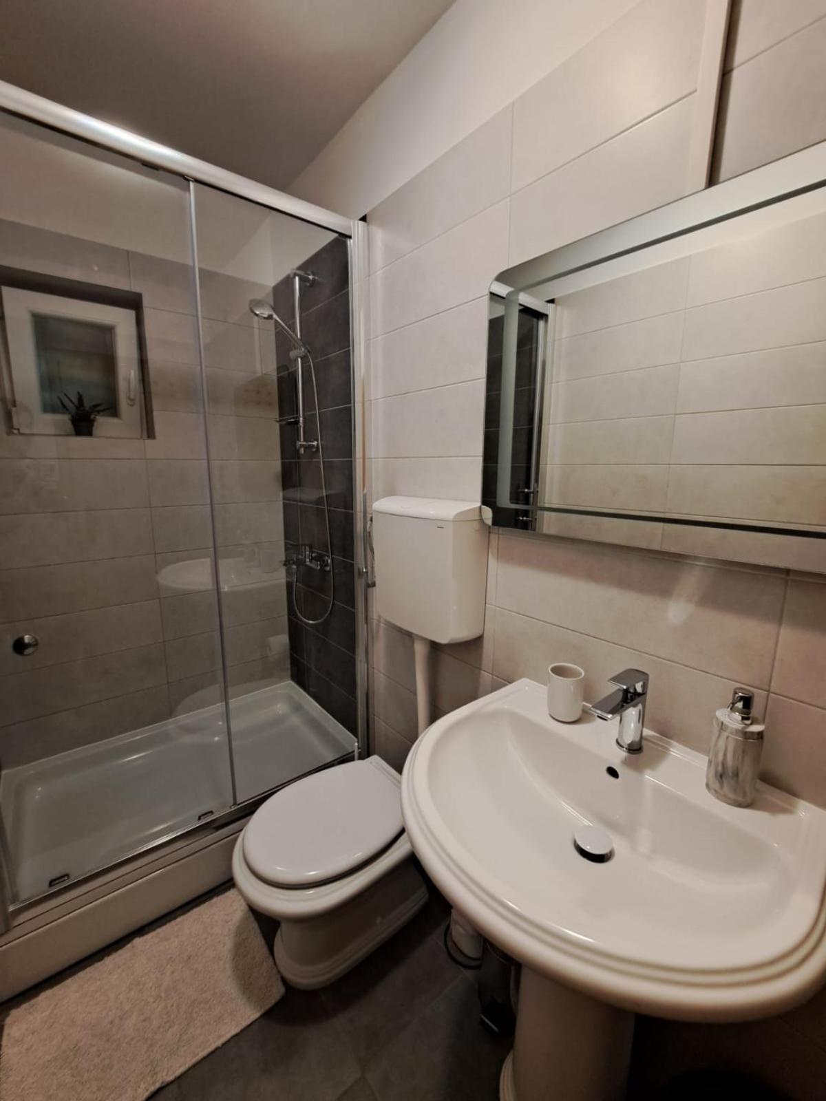 Apartman Leon Omiš Dış mekan fotoğraf